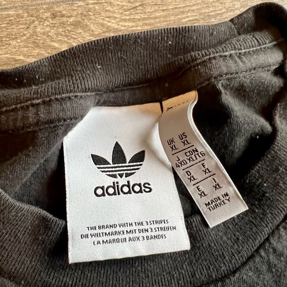 Adidas Cereal graphic Tee in XL - Picture 4 of 4